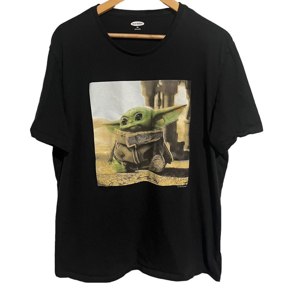 Star Wars Mens 2XL Black Baby Yoda Grogu Short Sleeve Shirt